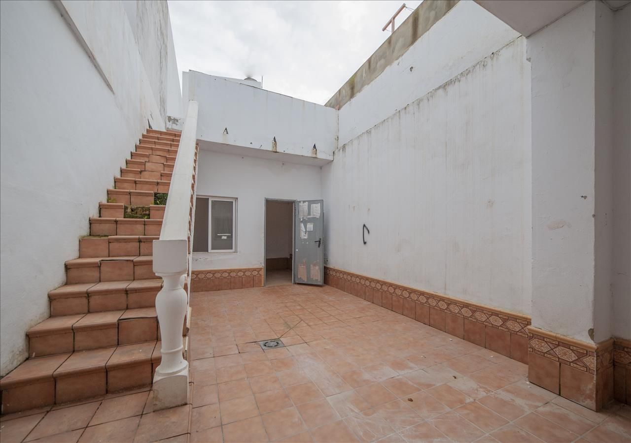 Single-family semi-detached for sale in Los Palacios y Villafranca  with Terrace