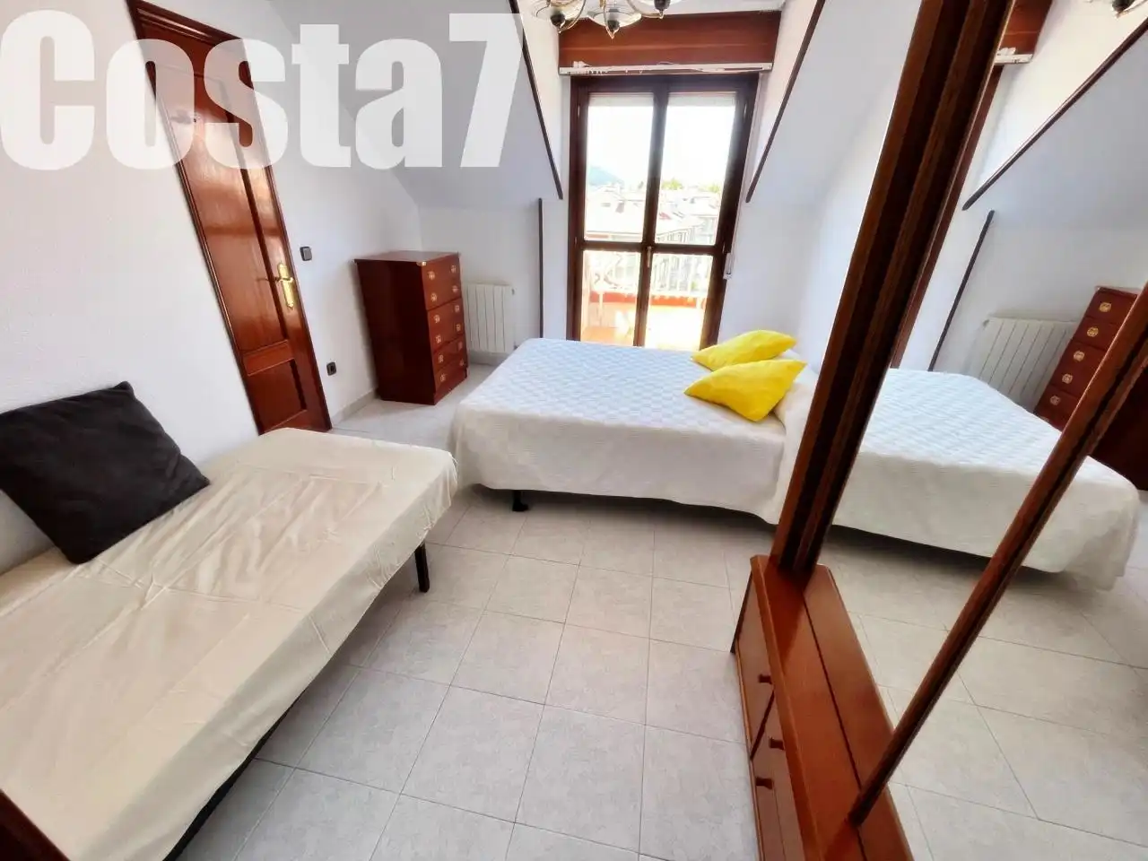 Habitación de Piso en venta en Noja con Terraza, Amueblado y Piscina comunitaria