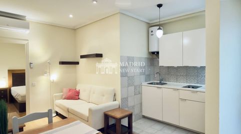 Foto 4 de Piso de alquiler en Calle Blanca de Navarra, Almagro, Madrid Capital