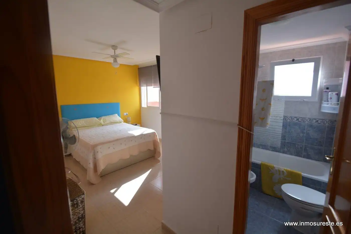 Habitación de Piso en venta en Almoradí con Amueblado, Balcón y Piscina comunitaria