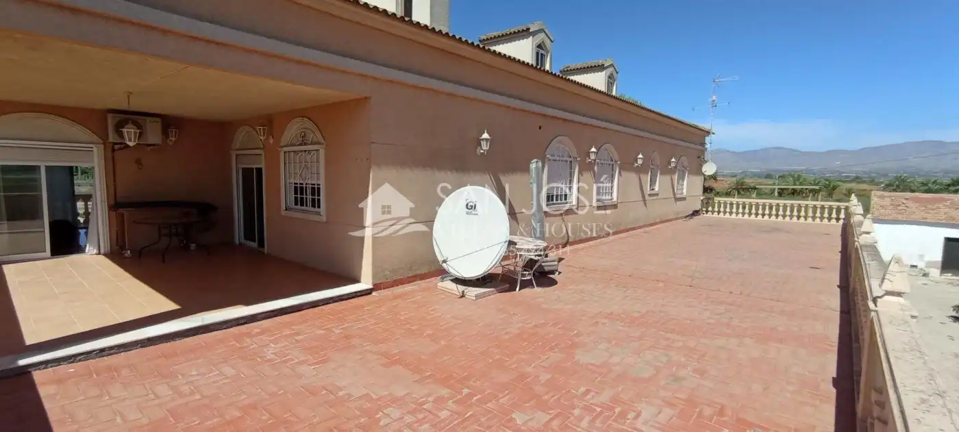 Vista exterior de Casa o chalet en venta en Crevillent con Aire acondicionado, Calefacción y Jardín privado