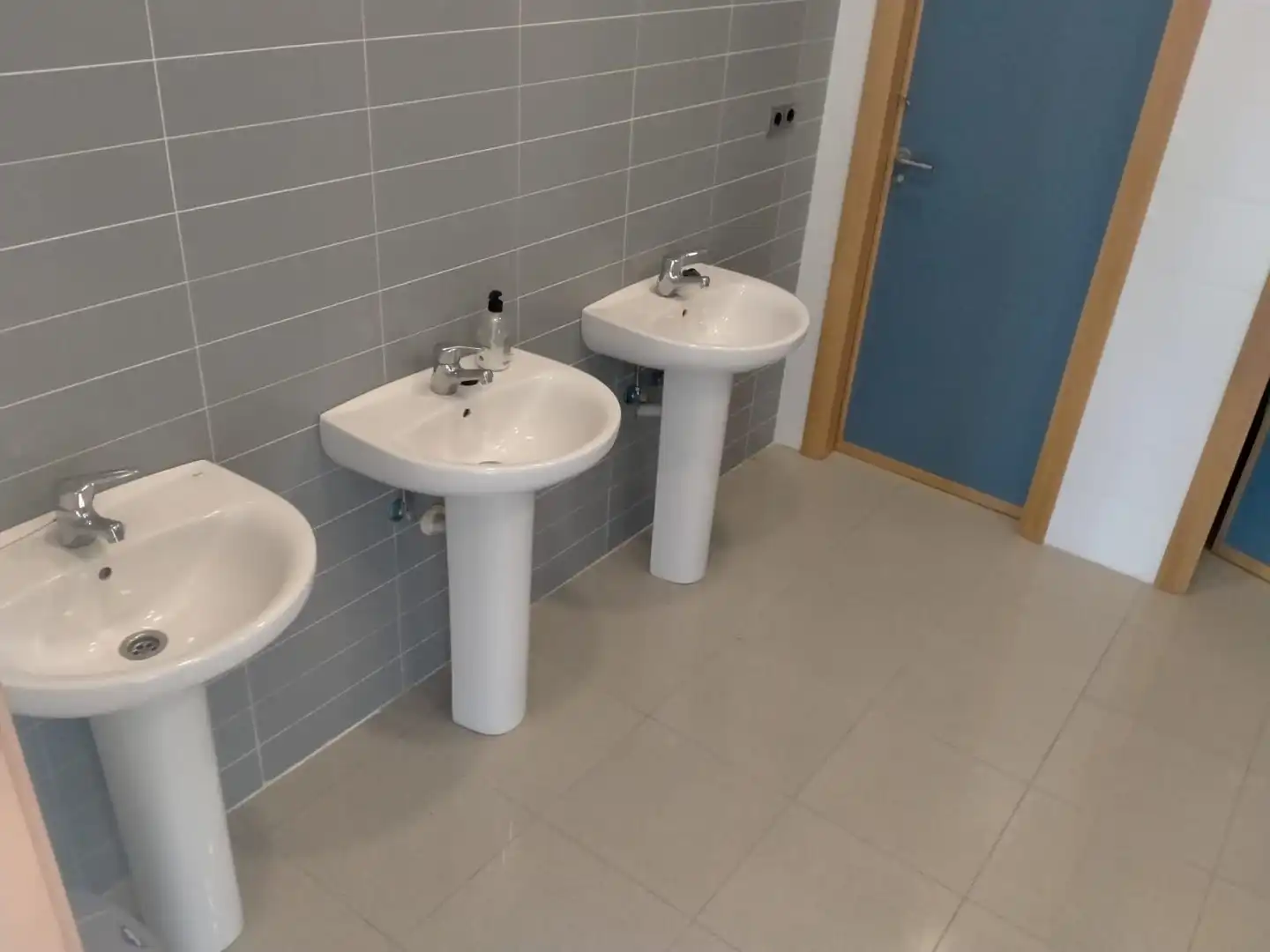 Baño de Nave industrial en venta en L'Alqueria de la Comtessa