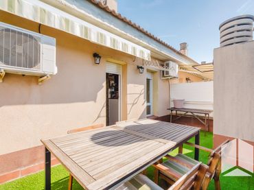 Maisonette zum Verkauf in Passatge Agustina d'Aragó
