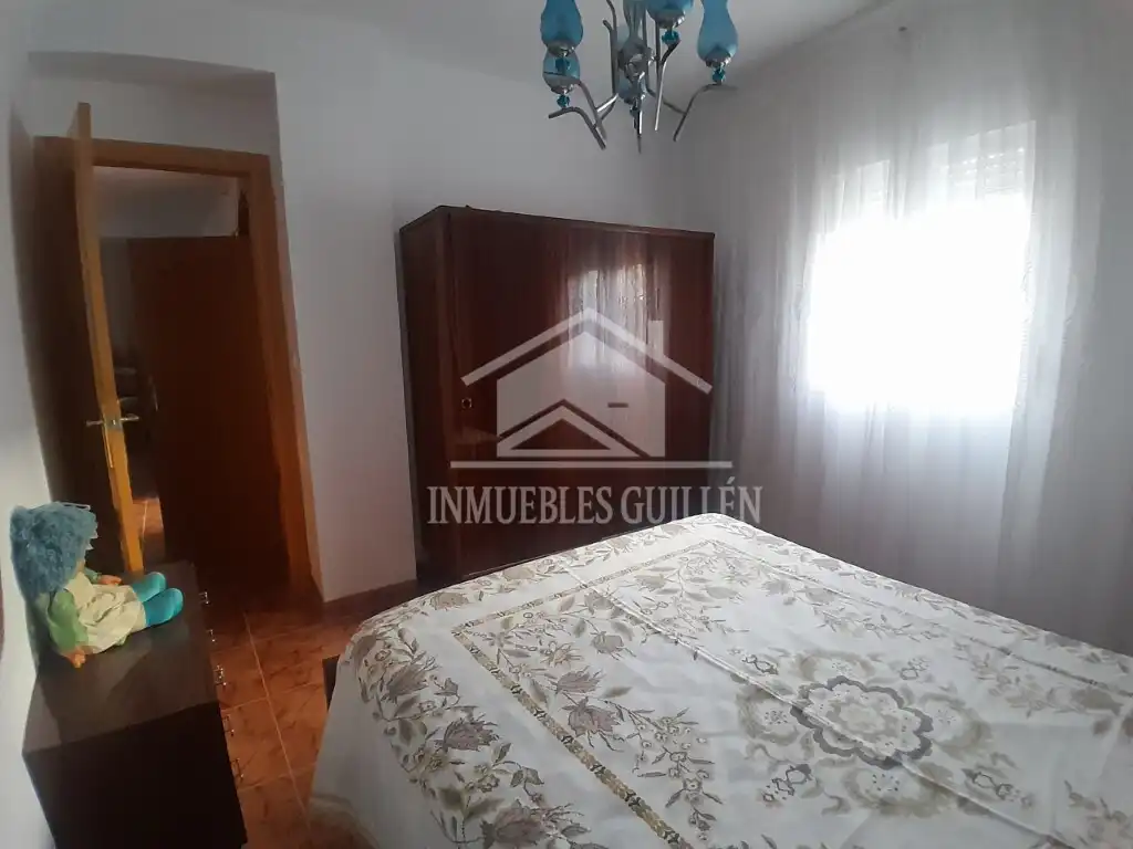 Habitación de Casa o chalet en venta en Turón con Terraza, Trastero y Amueblado