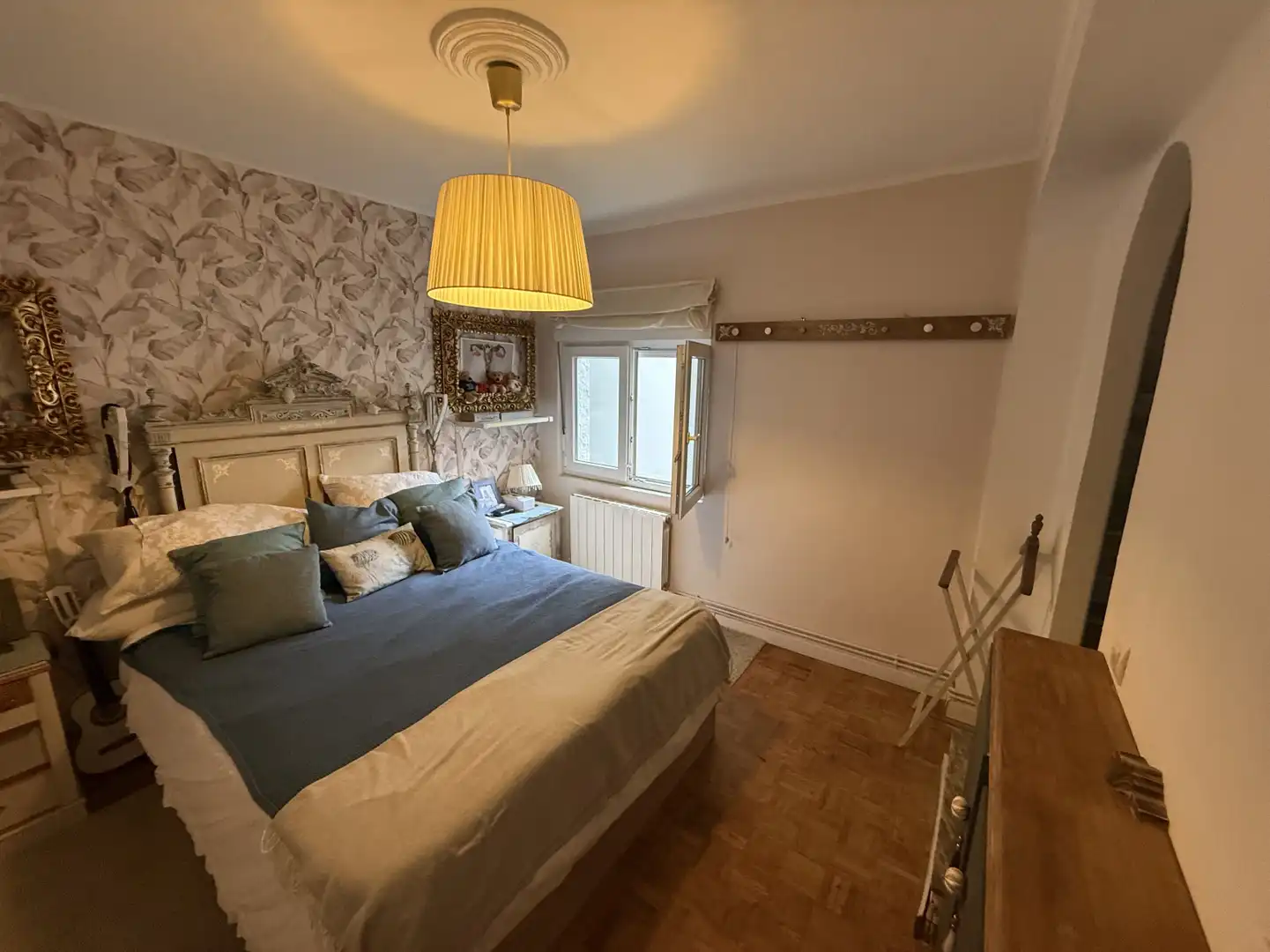 Bedroom of Flat for sale in Oviedo   with Heating and Parquet flooring