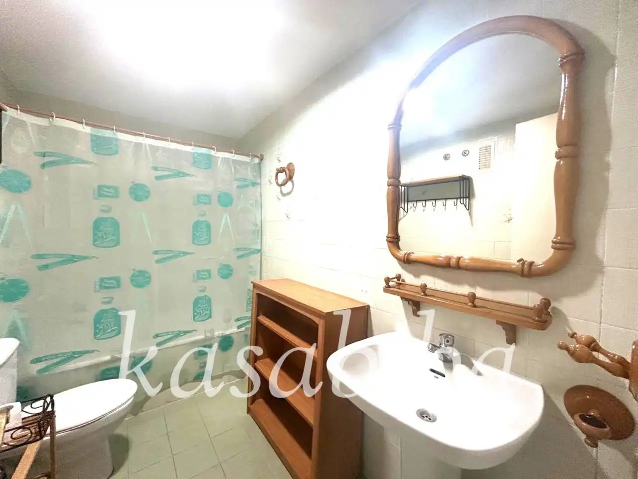 Bathroom of Flat for rent in Valencia  with Heating, Furnished and Balcony