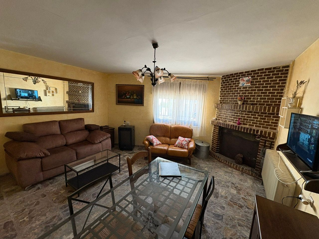 Living room of Country house for sale in San Esteban de Gormaz  with Heating, Storage room and Furnished