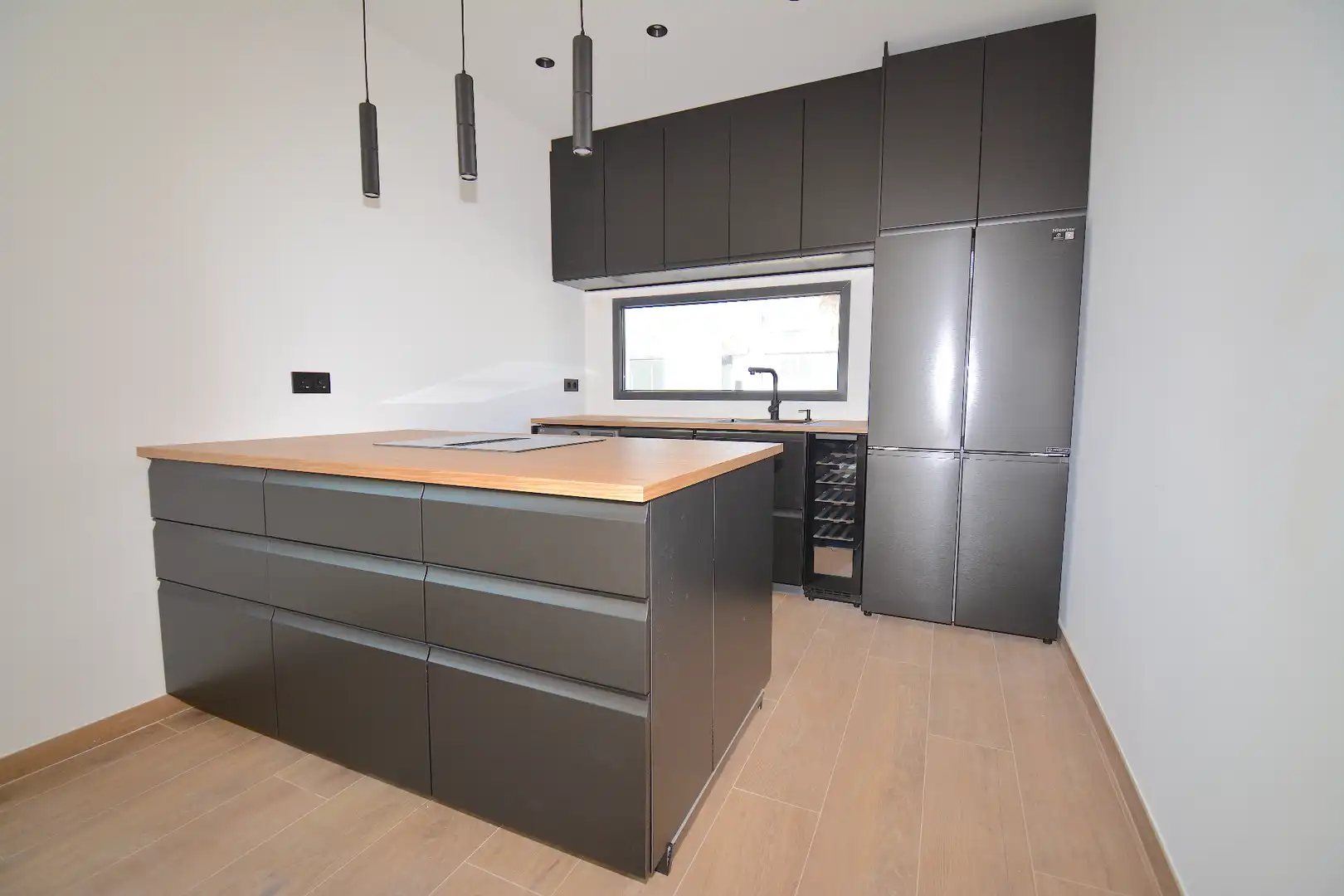 Cocina de Casa o chalet en venta en Dénia con Aire acondicionado, Jardín privado y Terraza