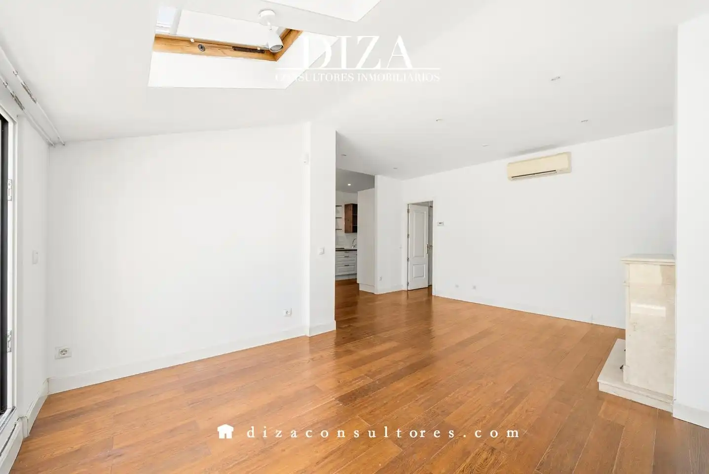 Penthouse with lift for sale in De Bravo Murillo, imagen 8