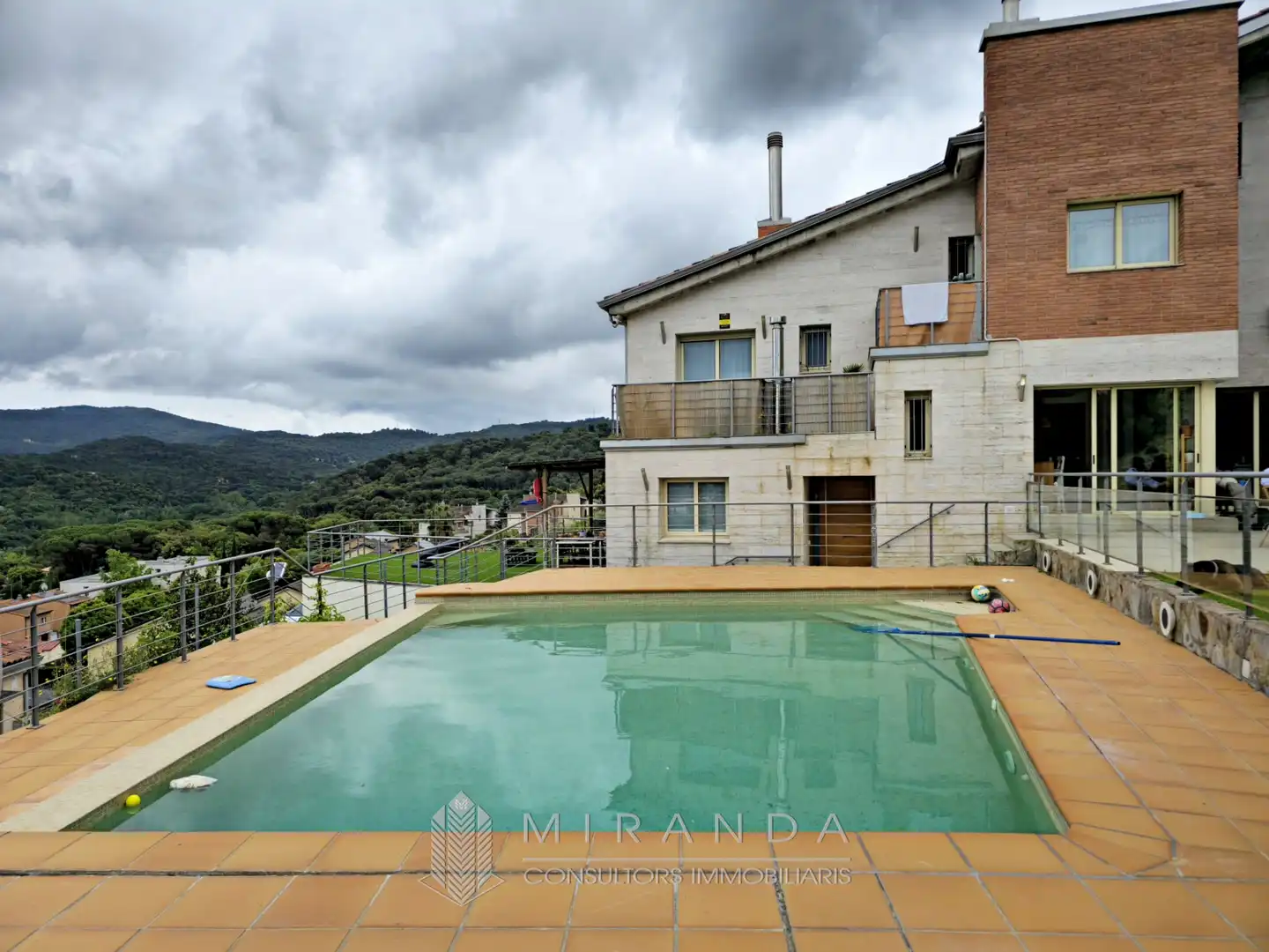 Piscina de Casa o chalet en venta en Vallromanes con Aire acondicionado, Calefacción y Jardín privado