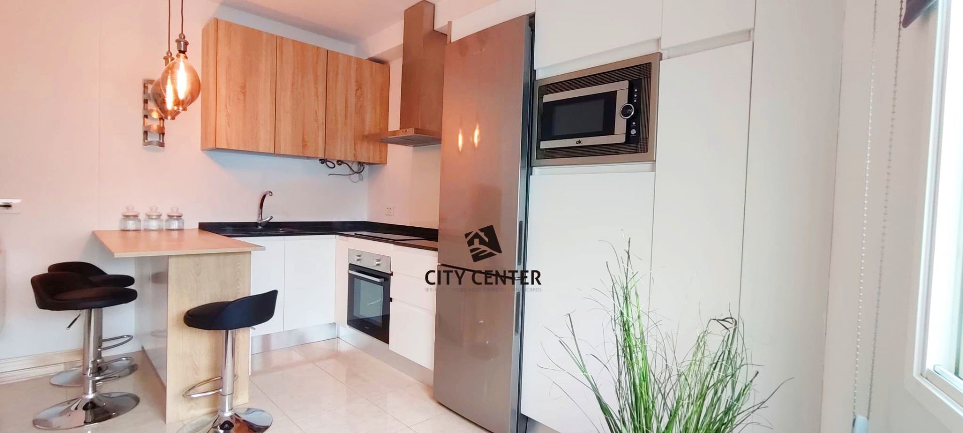 Cuina de Apartament en venda en Arona amb Jardí privat, Moblat i Forn