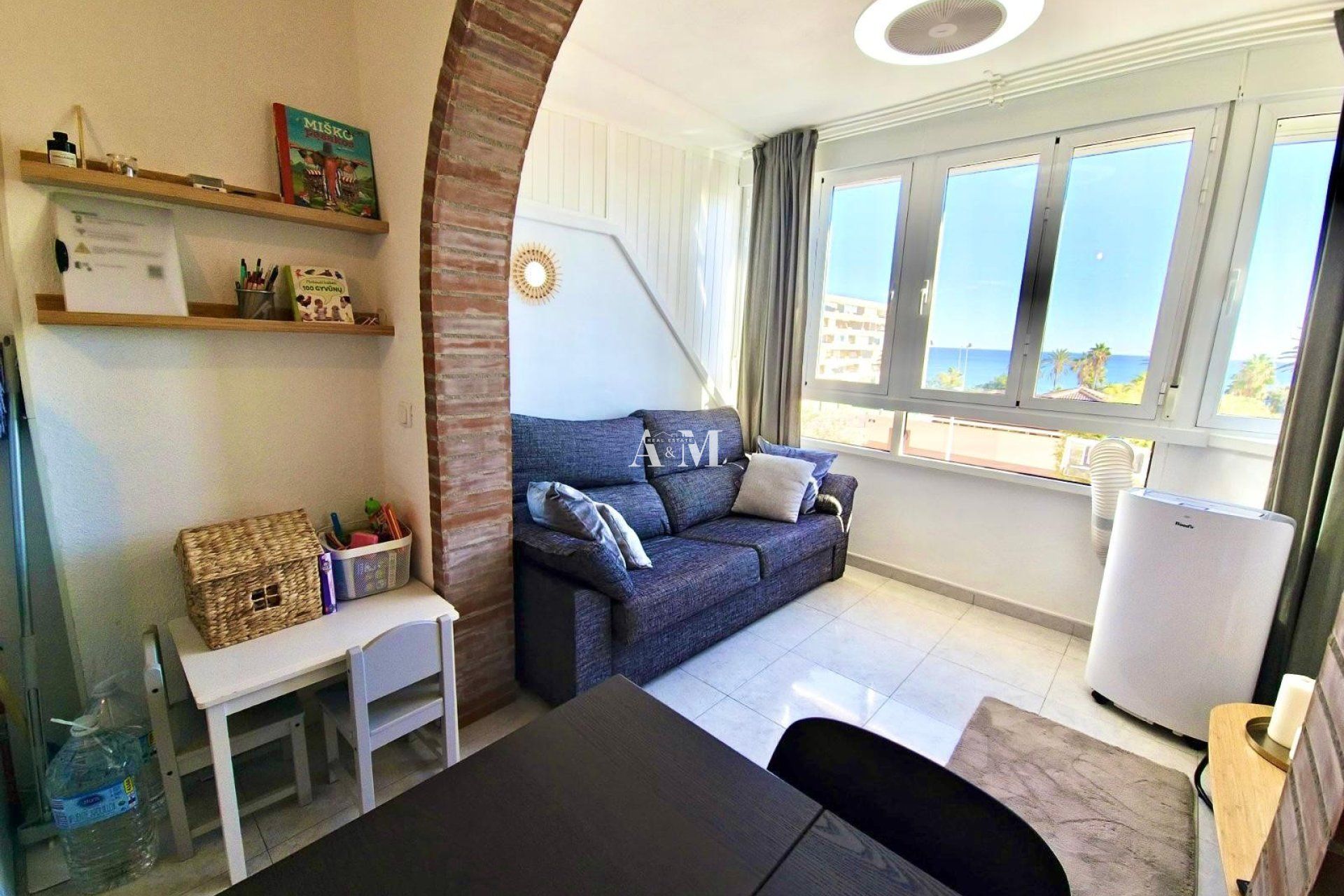 Bedroom of Apartment to rent in Torrevieja  with Air Conditioner, Heating and Furnished