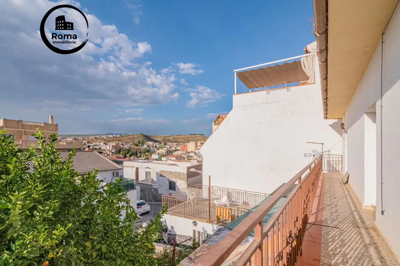 Casa amb terrassa en venda a Barrio de la Vega, imagen 27