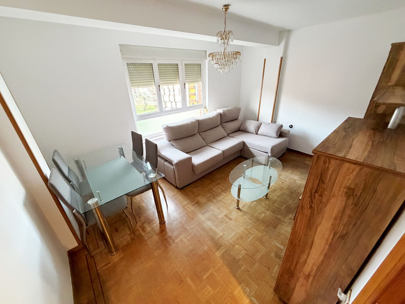 Living room of Flat for rent in Avilés  with Heating, Terrace and Furnished