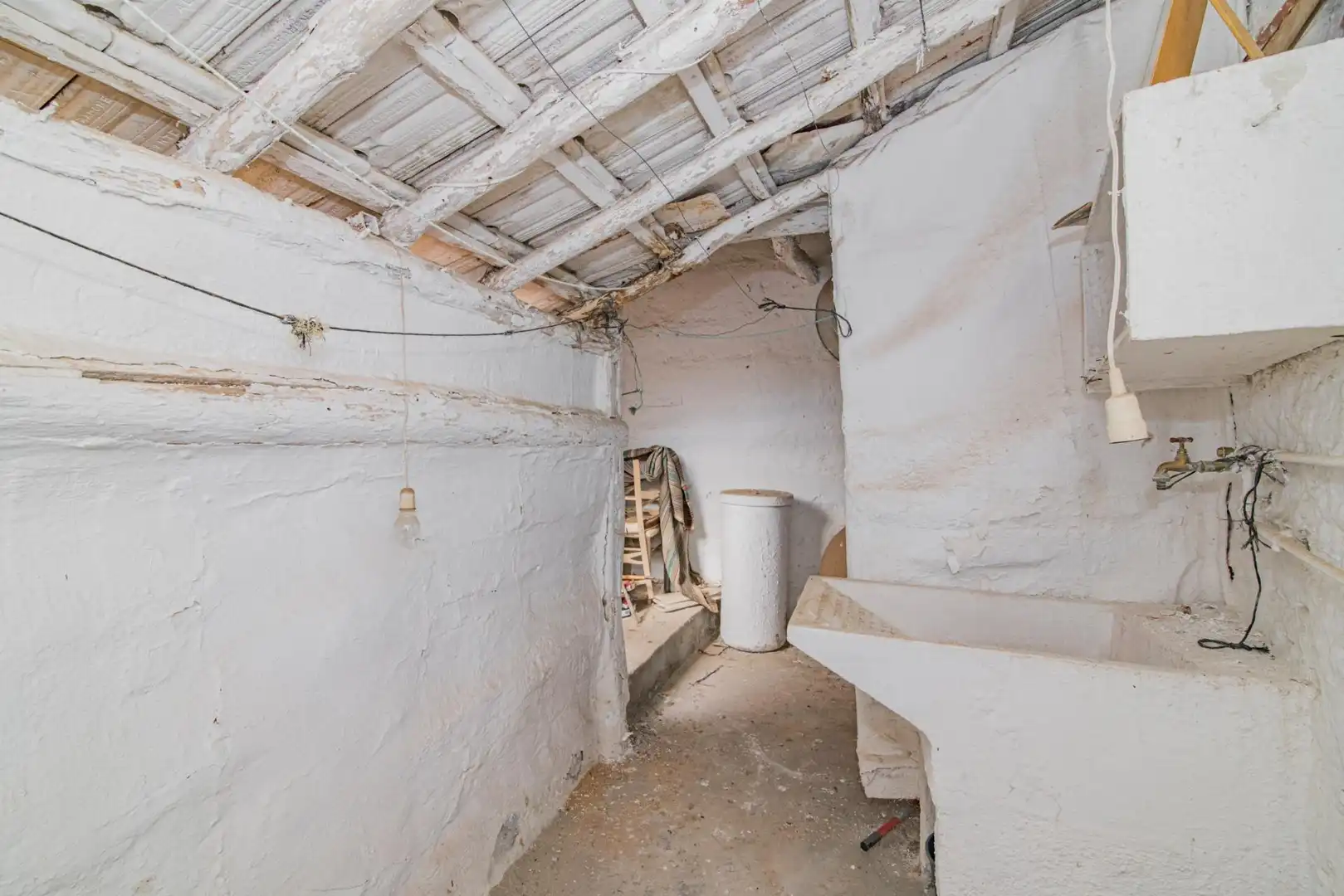 Casa adosada en venta en Pinos Puente con Terraza, Trastero y Balcón