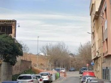 Pis amb balcó en venda a Calle JOSEP JARDI