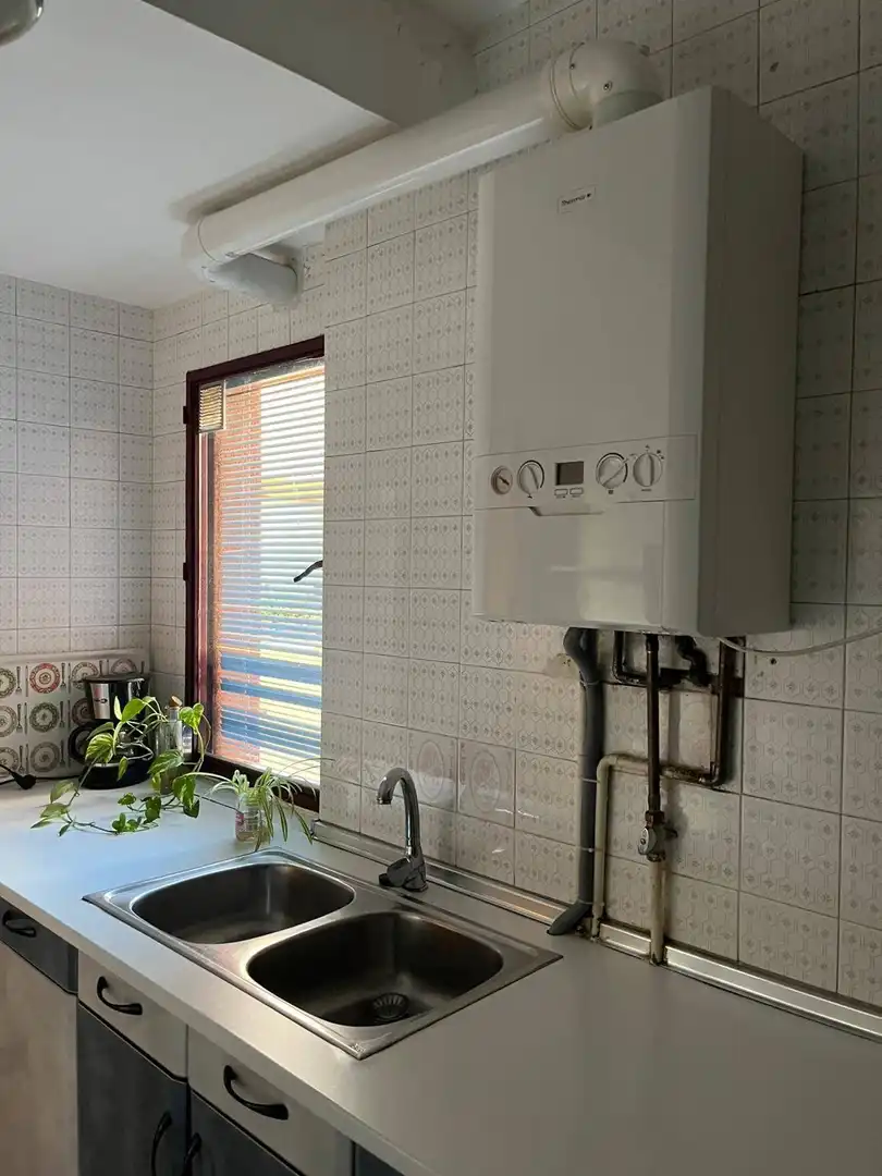 Baño de Piso en venta en Alcobendas con Calefacción y Terraza