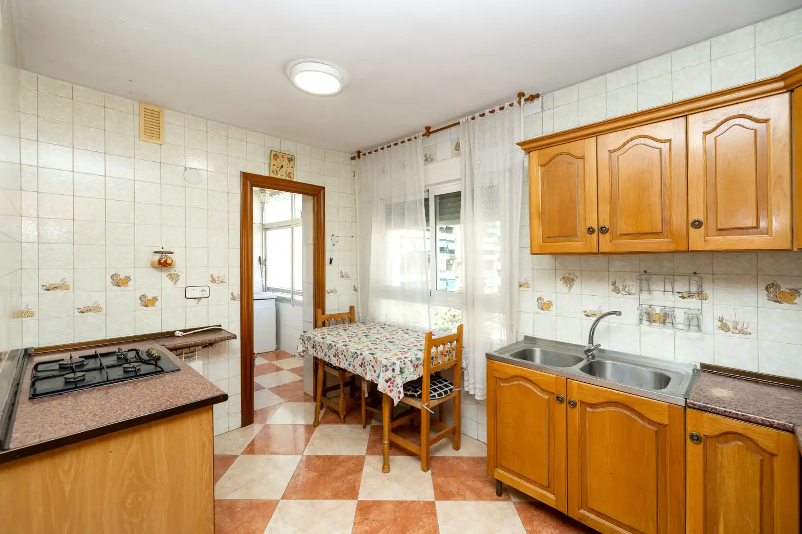 Piso de alquiler en Avenida de Italia, 3, Barrio de Zaidín