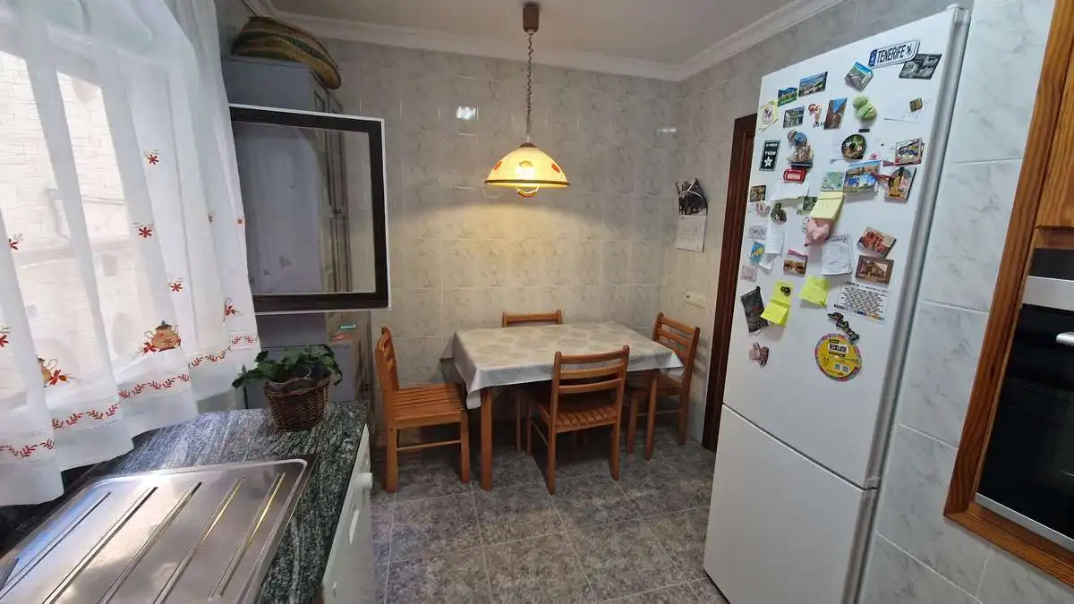 Cuina de Casa o xalet en venda en Vinaròs amb Aire condicionat, Terrassa i Moblat