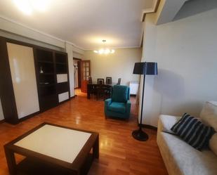 Flat to rent in Cid Campeador, Los Vadillos - R. Sanitaria - Pozanos