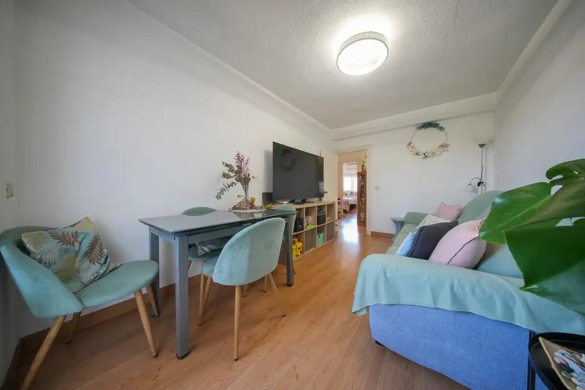 Living room of Flat for sale in Madrid  with Air Conditioner, Heating and Terrace