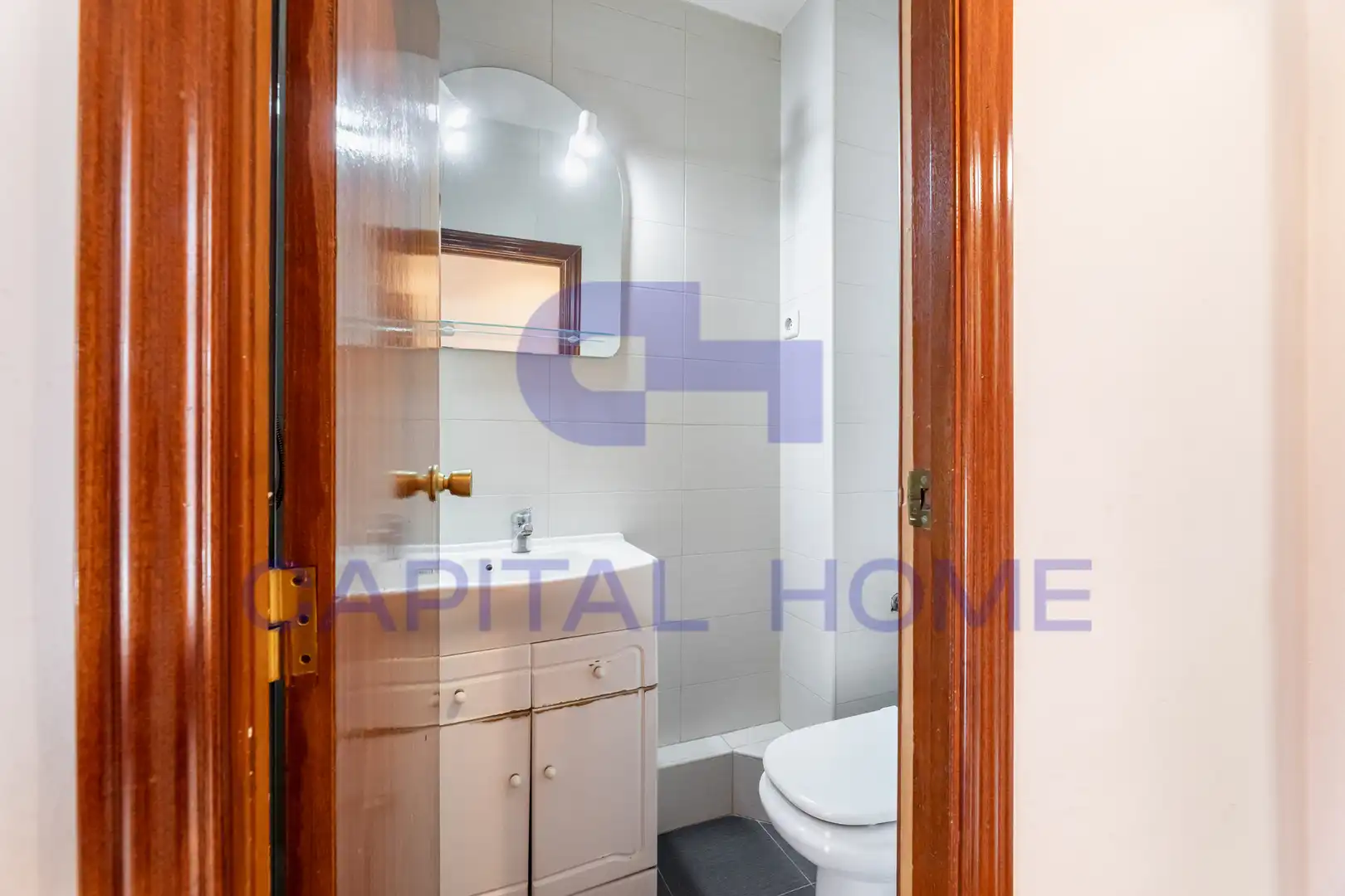 Bathroom of Flat for sale in Móstoles  with Heating, Terrace and Furnished