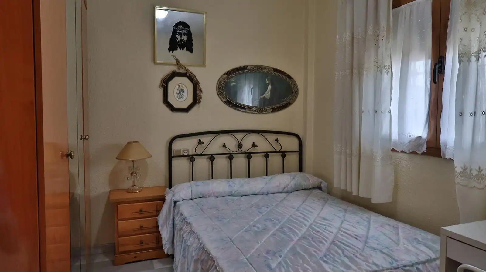 Bedroom of Detached homes for sale in Málaga  with Terrace and Community pool