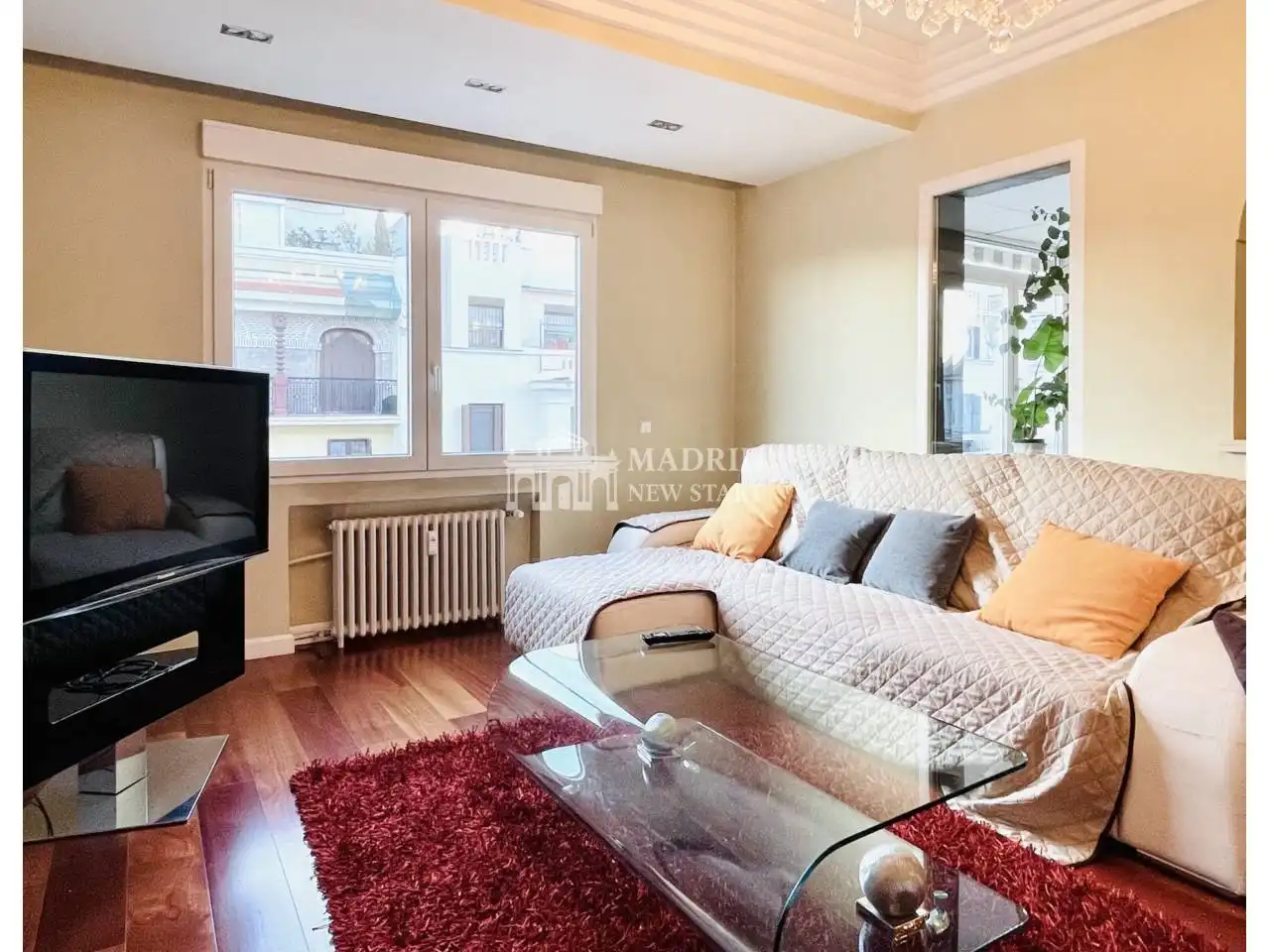 Wohnzimmer von Wohnung zur Miete in Madrid mit Klimaanlage, Heizung und Parkett