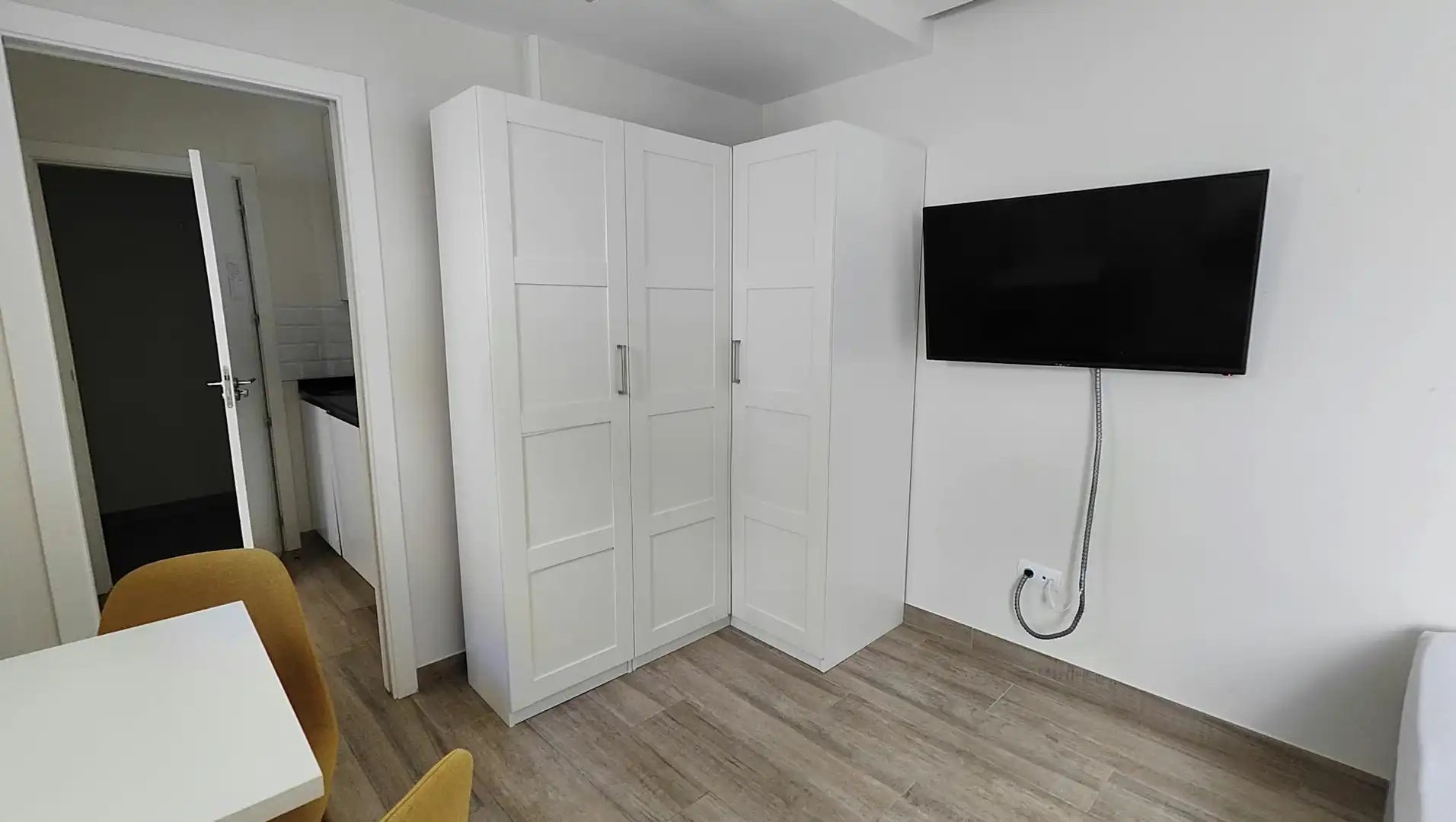 Schlafzimmer von Wohnung zur Miete in Madrid mit Klimaanlage, Heizung und Möbliert