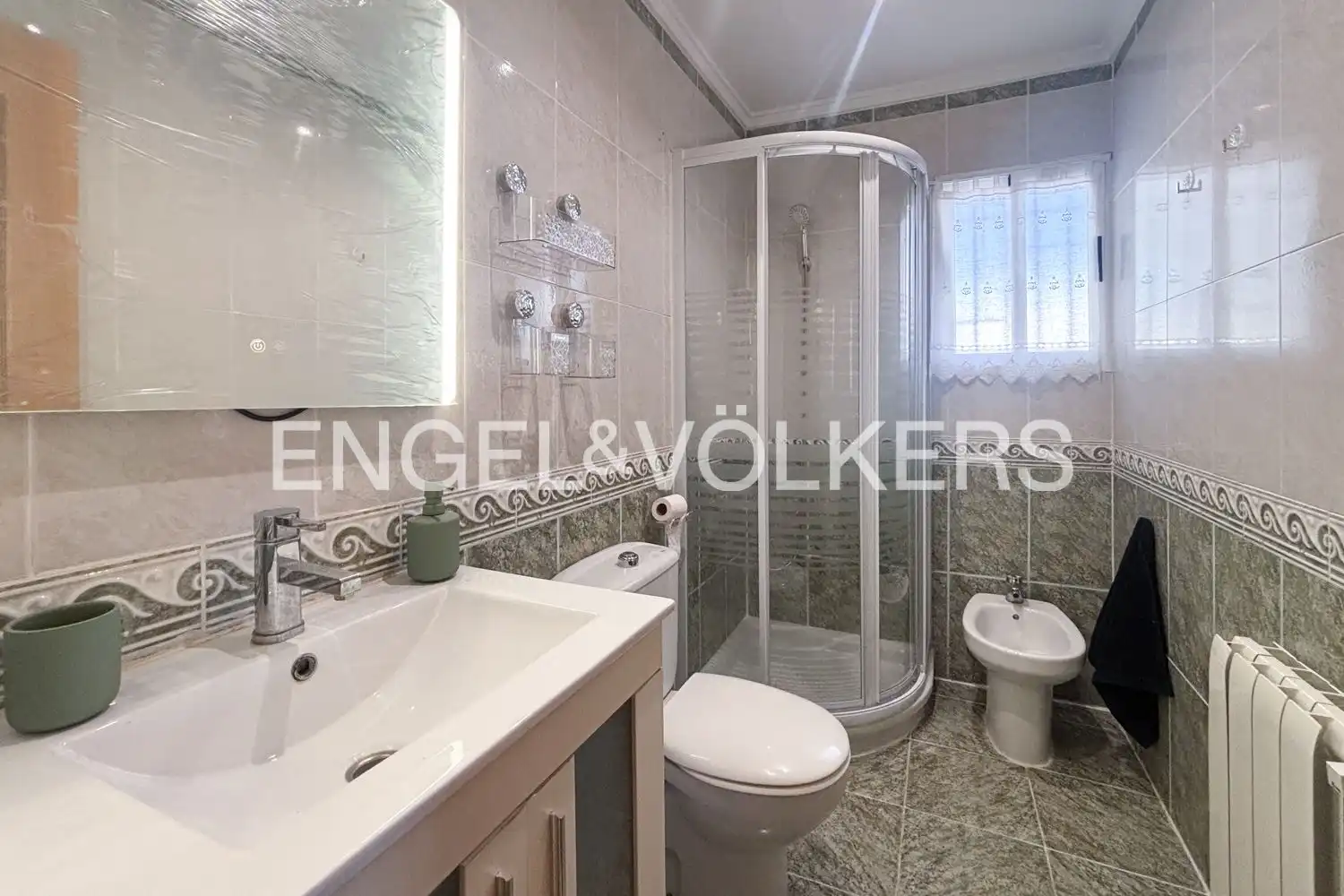 Baño de Casa o chalet de alquiler en Bétera con Aire acondicionado, Calefacción y Jardín privado