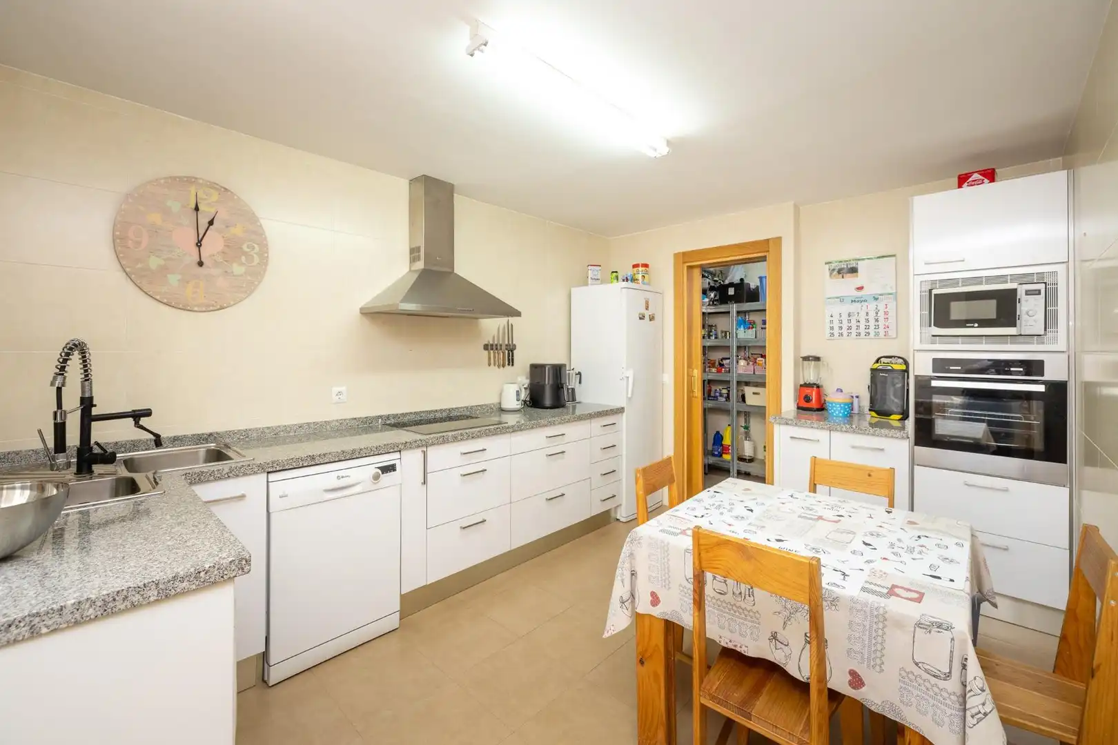 Cocina de Casa adosada en venta en Gójar con Calefacción