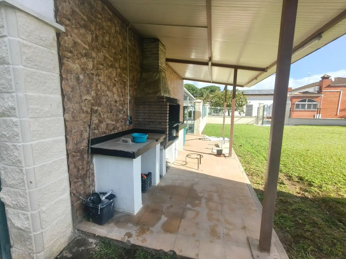 Cuina de Casa o xalet en venda en Chiclana de la Frontera amb Aire condicionat, Jardí privat i Traster