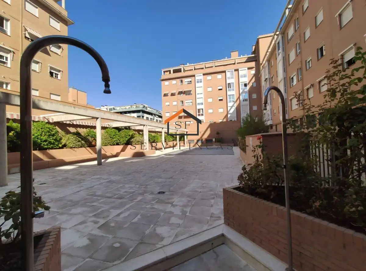 Exterior view of Flat for rent in Madrid  with Air Conditioner, Heating and Parquet flooring
