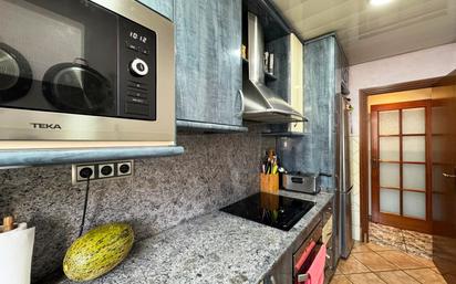 Kitchen of Flat for sale in Sant Adrià de Besòs  with Heating and Balcony