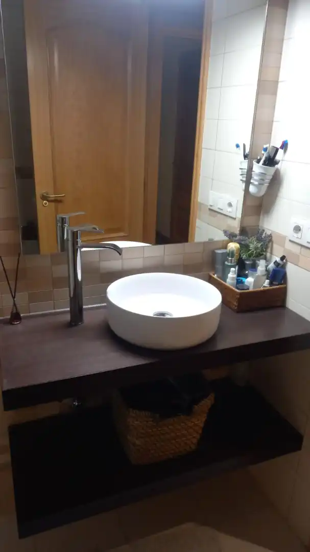 Bathroom of Flat for rent in A Coruña Capital   with Heating, Parquet flooring and Storage room