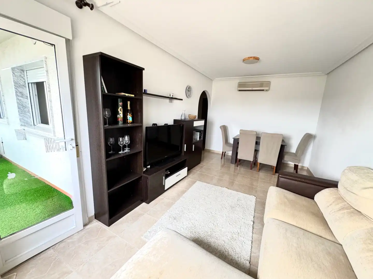 Sala de estar de Piso en venta en Guardamar del Segura con Aire acondicionado, Calefacción y Terraza