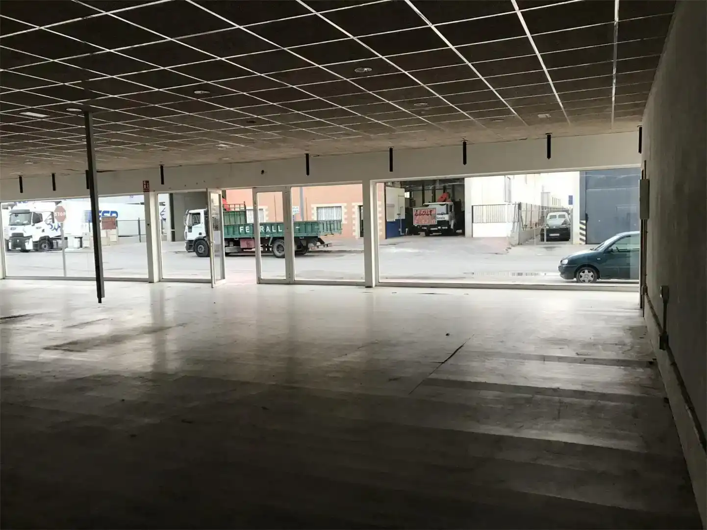 Industrial buildings for rent in Ceutí
