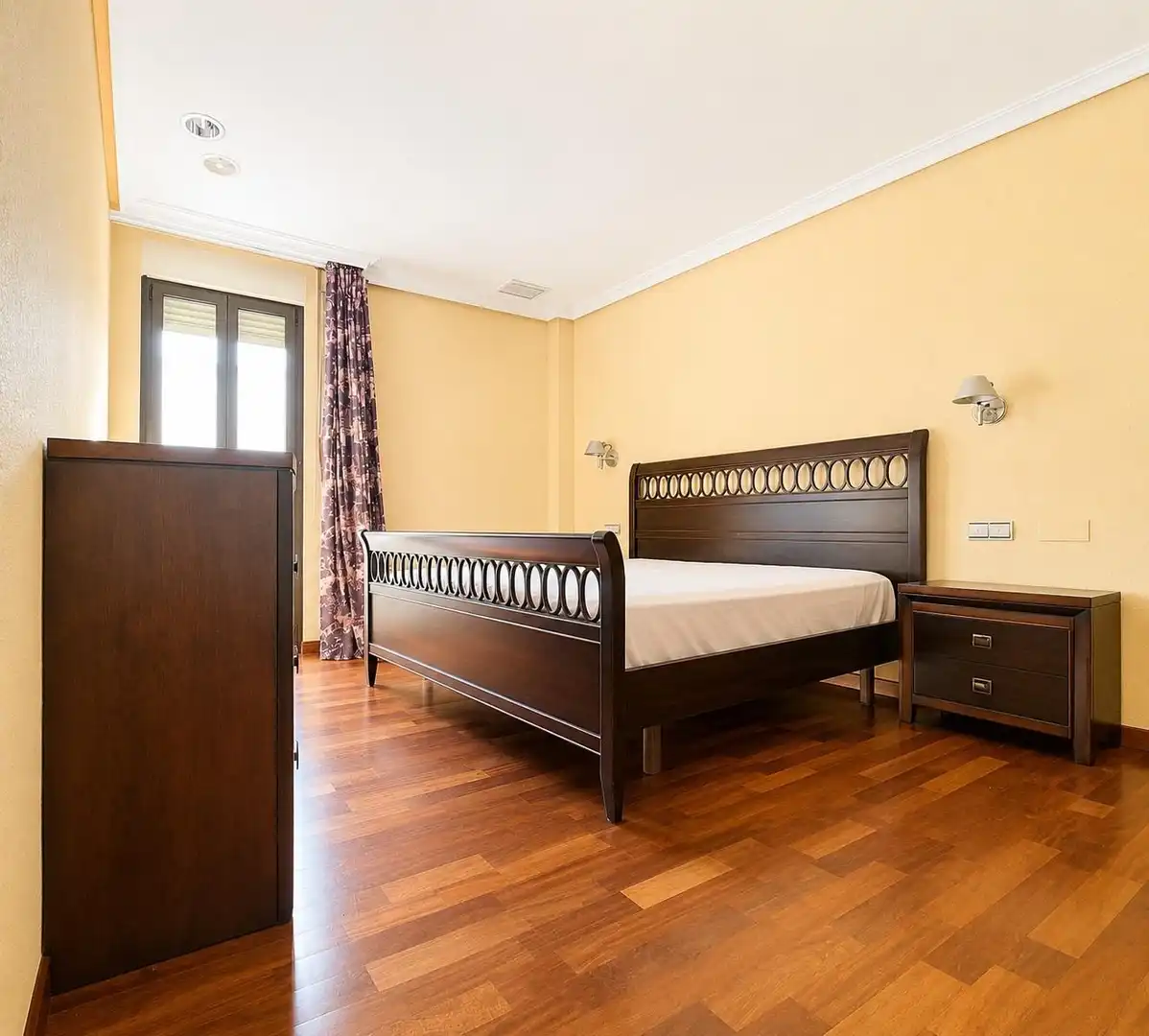 Schlafzimmer von Wohnung zur Miete in Elche / Elx mit Klimaanlage, Heizung und Parkett