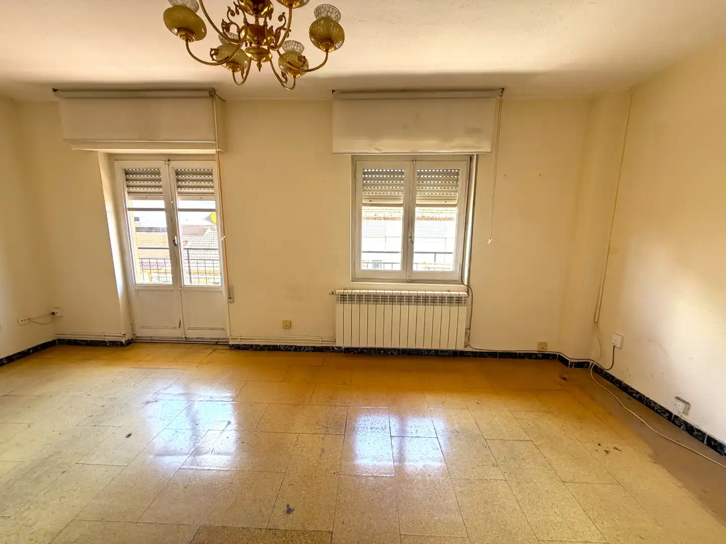 Sala de estar de Piso en venta en Valladolid con Calefacción, Terraza y Balcón