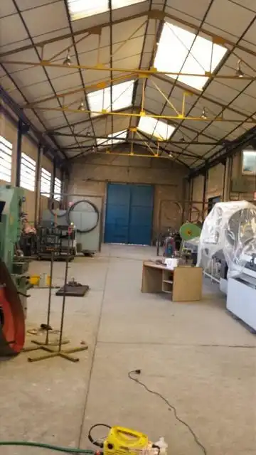 Nau industrial amb ascensor en venda a Carrer del Pintor Vila Cinca, imagen 3