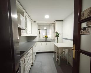 Kitchen of Flat to rent in  Córdoba Capital  with Air Conditioner and Balcony