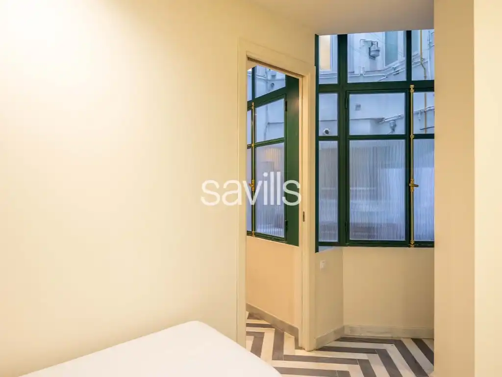Bedroom of Apartments for sale in Sevilla