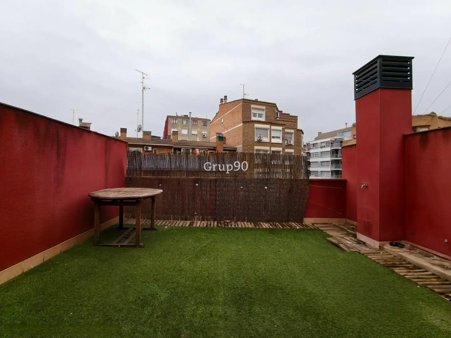 Àtic amb terrassa en venda a LES TORRES DE SANUI