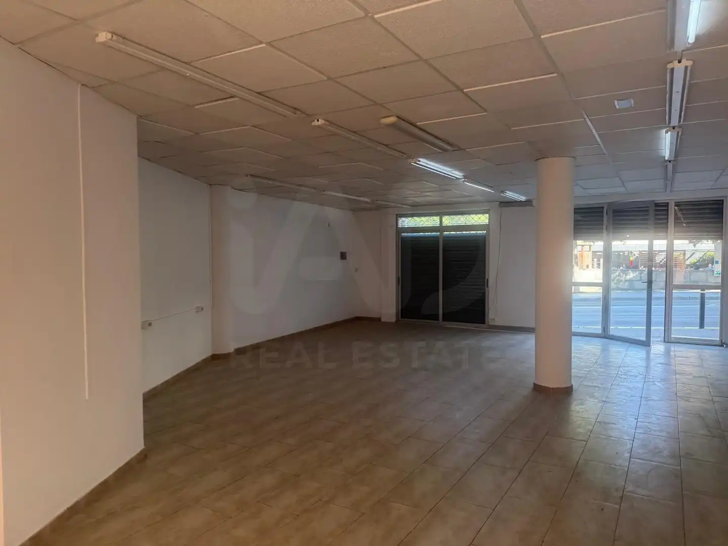 Local comercial en venda a Poble, imagen 22