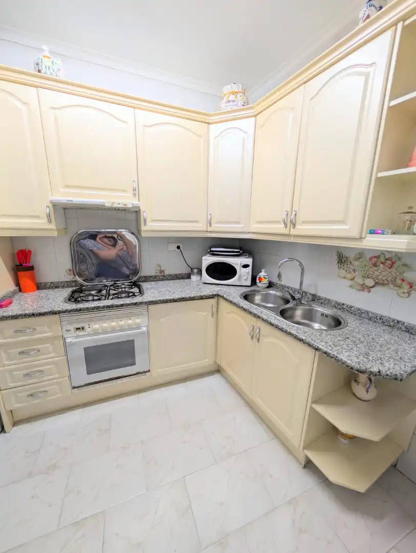 Cuina de Casa o xalet en venda en Sevilla amb Terrassa i Traster