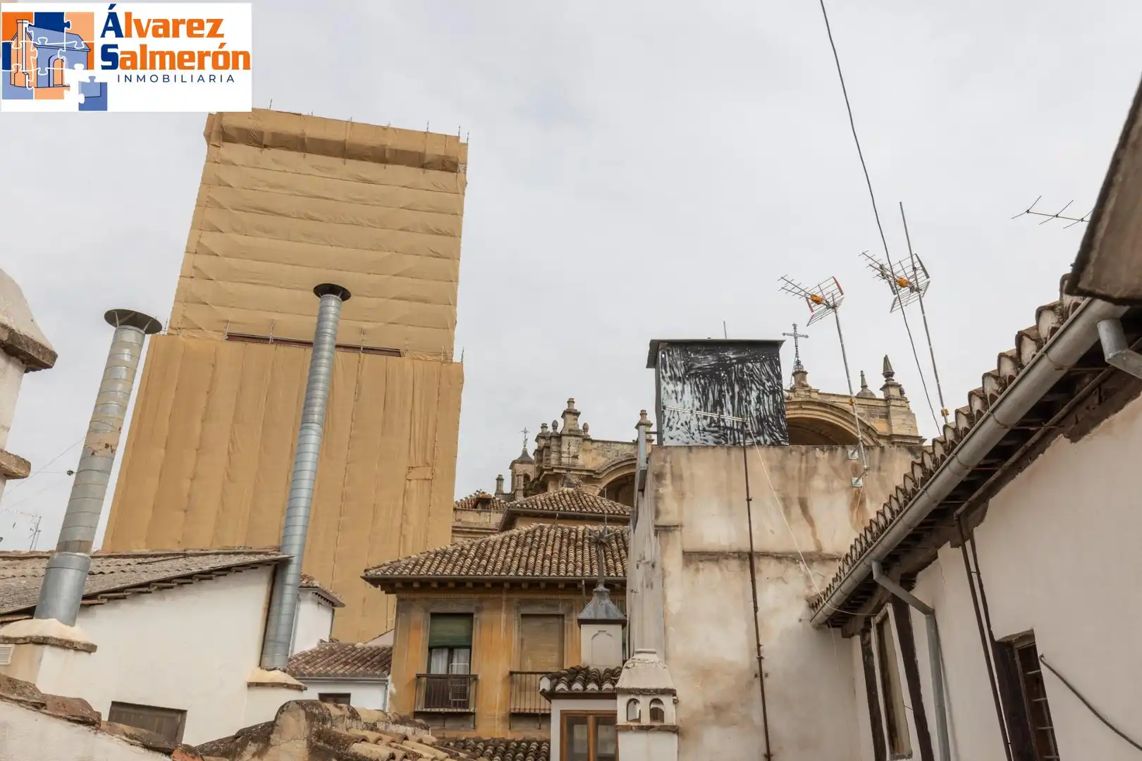 Attic for sale in MARQUES DE GERONA, Centro - Sagrario
