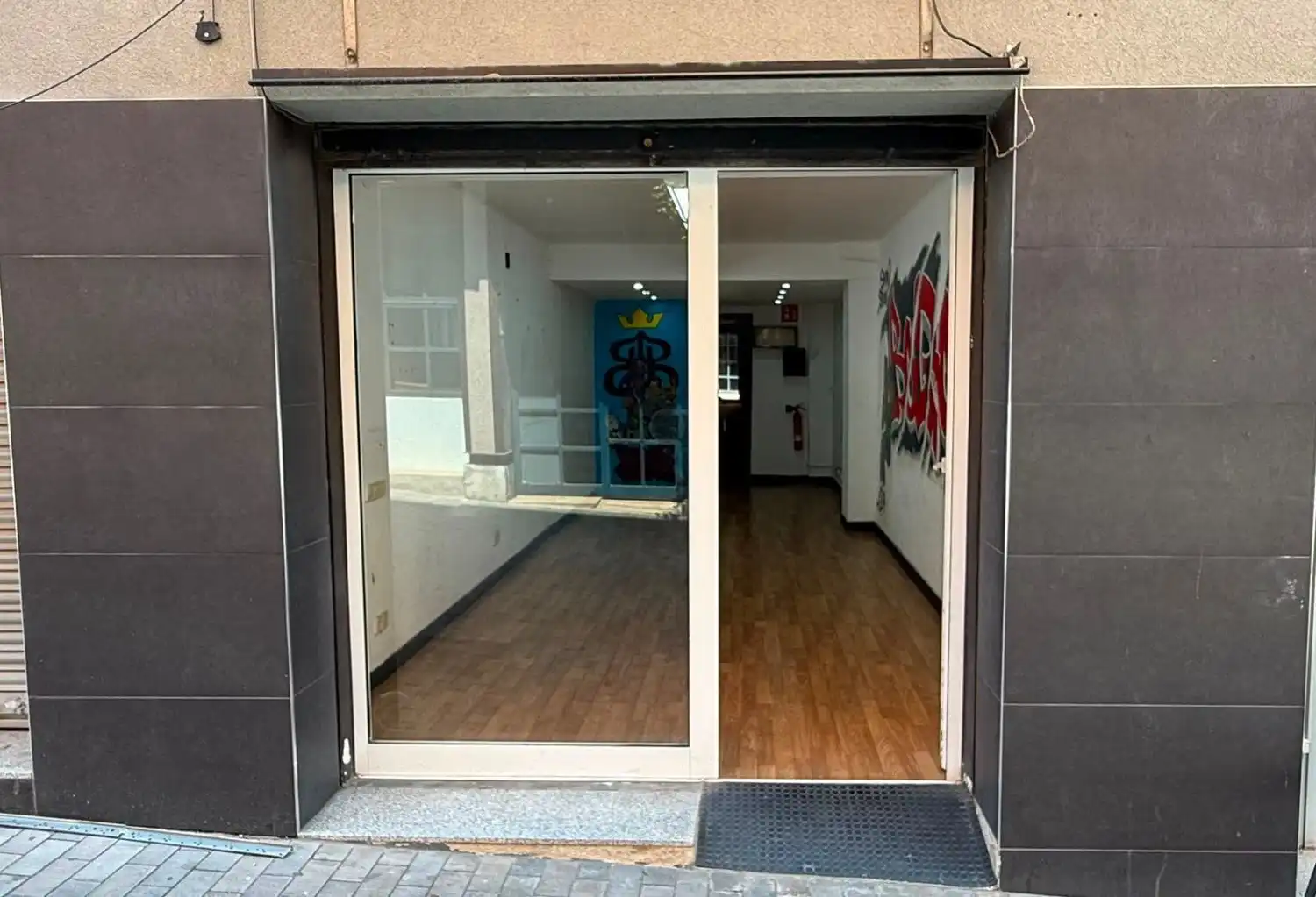 Local en venda en Esplugues de Llobregat