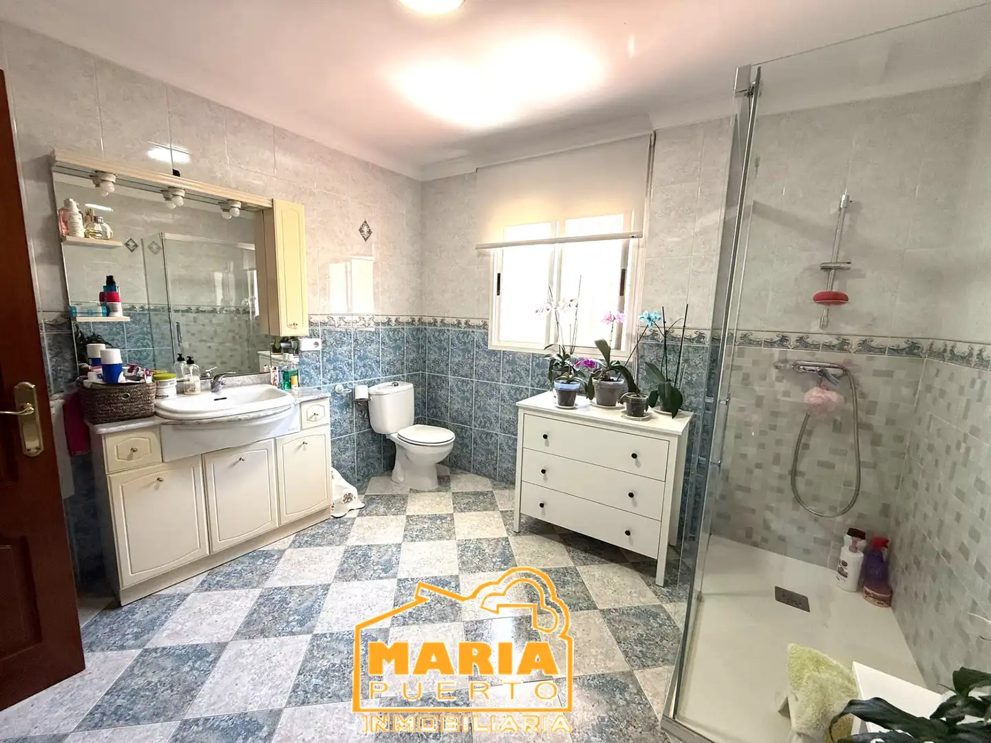 Badezimmer von Wohnung zum Verkauf in Málaga mit Klimaanlage und Terrasse