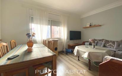 Living room of Flat for sale in  Barcelona Capital  with Air Conditioner and Heating