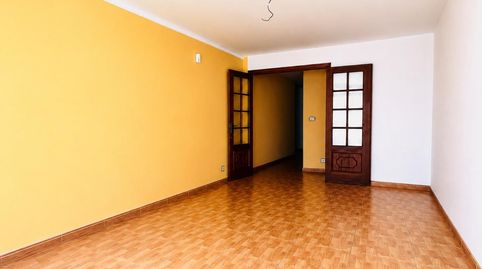 Foto 3 de Piso en venta en Vicente Aleixandre, Los Castros - Castrillón, A Coruña Capital